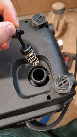 Фильтр тонкой очистки с обратной промывкой DN20 (3/4) 100мк на холодную воду ХК F76S-3/4С Фильтр тонкой очистки с обратной промывкой DN20 (3/4) 100мк на холодную воду ХК F76S-3/4С